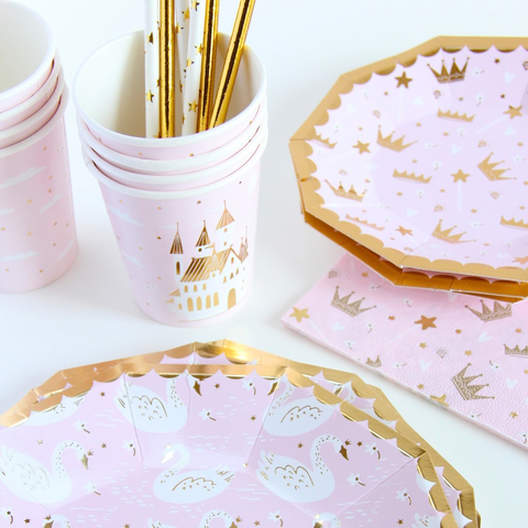 Kids Princess party cups and plates in pink and gold